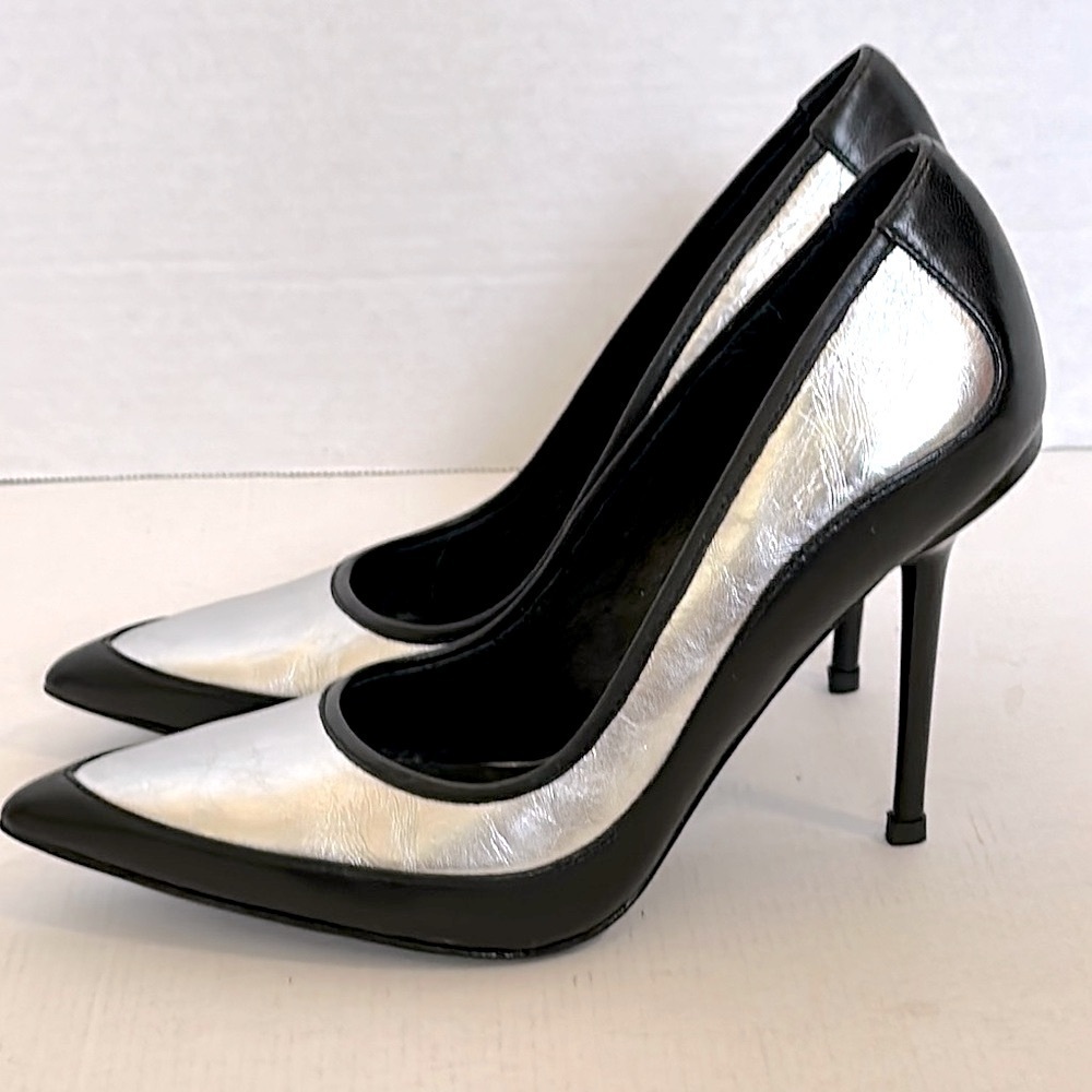 L.A.M.B. WOMEN'S CLASSIC SILVER & BLACK BETHEL LEATHER PUMPS US WOMEN'S SIZE 7.5 - Picture 5 of 13
